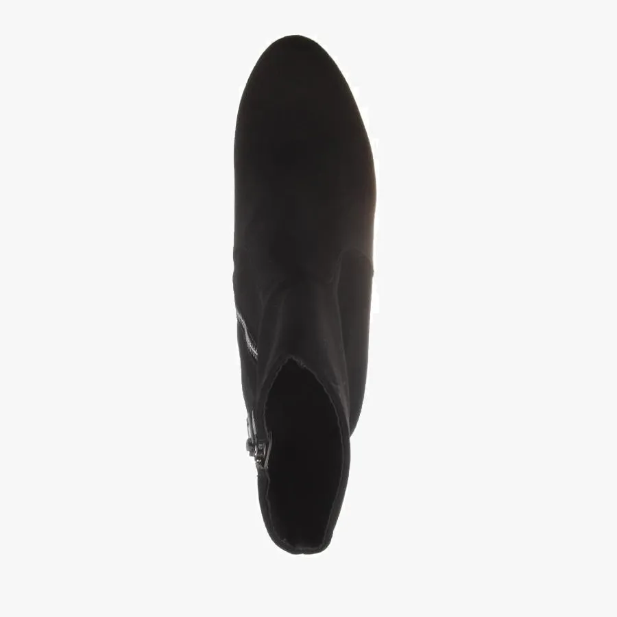 CARMEN BLACK LAMI