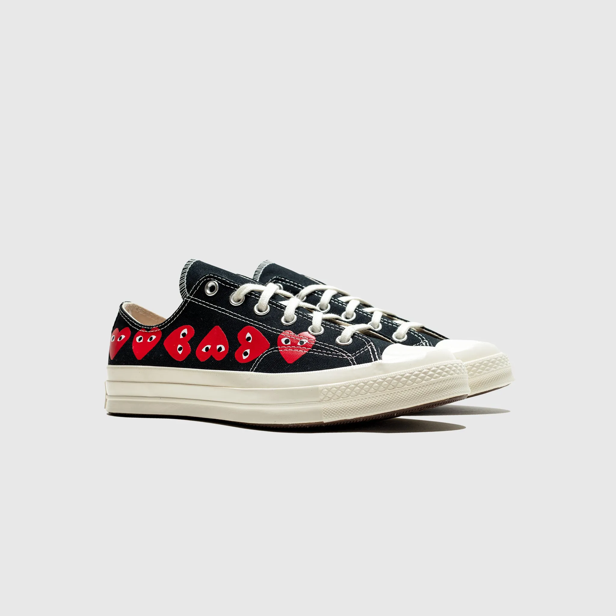 CHUCK TAYLOR ALL-STAR '70 OX "BLACK/RED MULTI HEART"