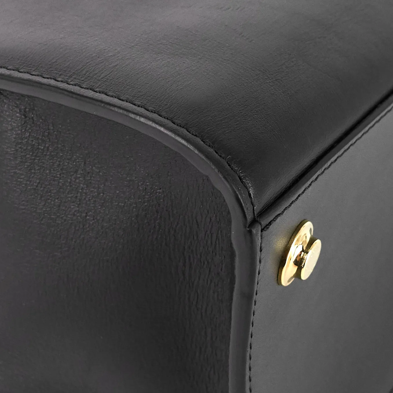 City Steamer MM Black Creme Bourgogne Calfskin Tote Bag