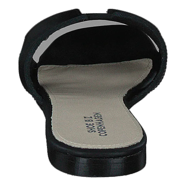 Claire Plain Black
