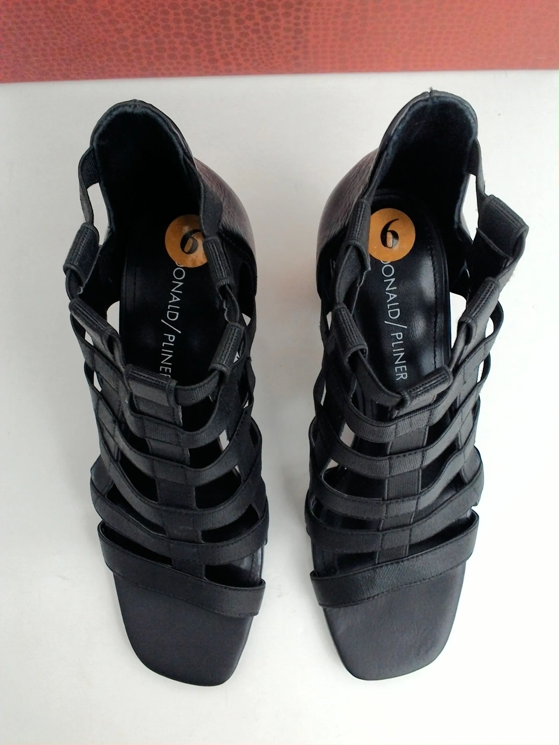 Donald/Pliner Women's Visto Black Metallic Elastic Size 6 M