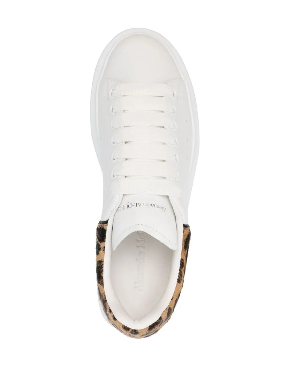 OVERSIZE SNEAKERS
