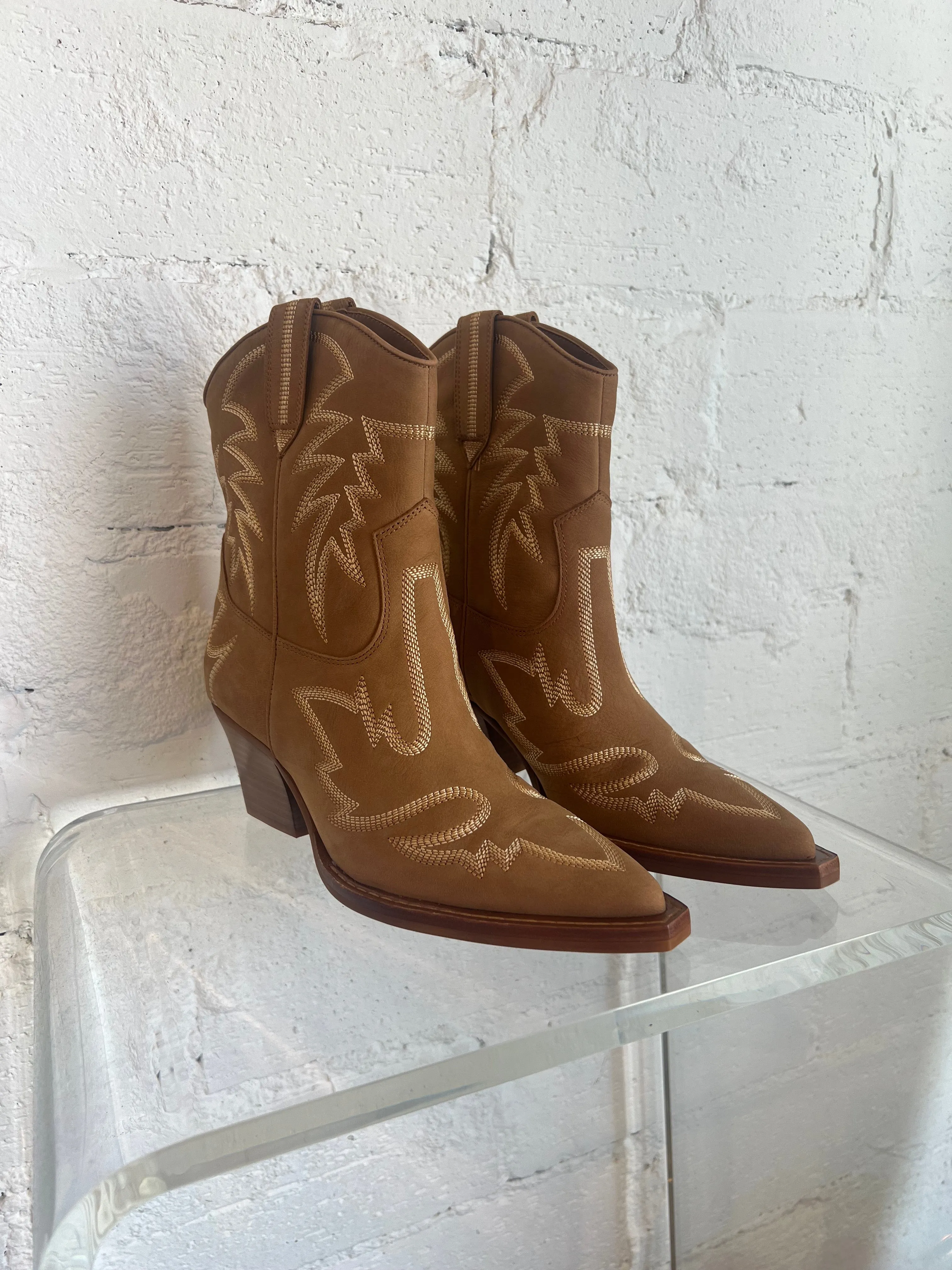 Runa Boot